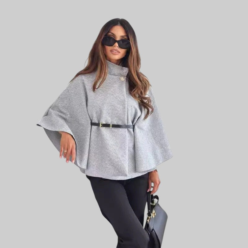Júlia - Casaco elegante com mangas borboleta e cinto