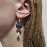 Luna - Brincos vintage com pedra azul e pérola