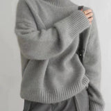 Mónica - Camisola de caxemira com gola alta